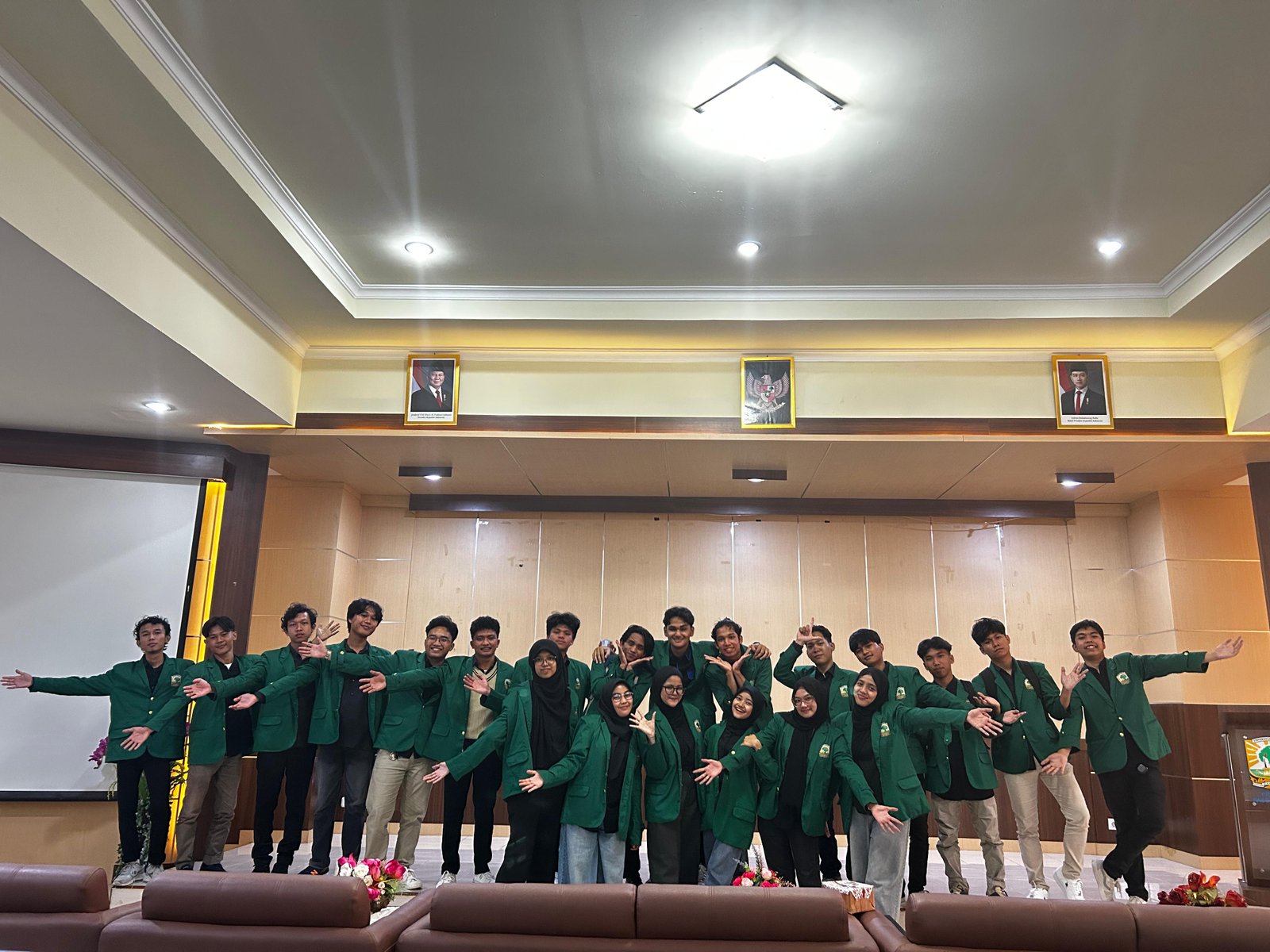 image/carousel 1.jpg